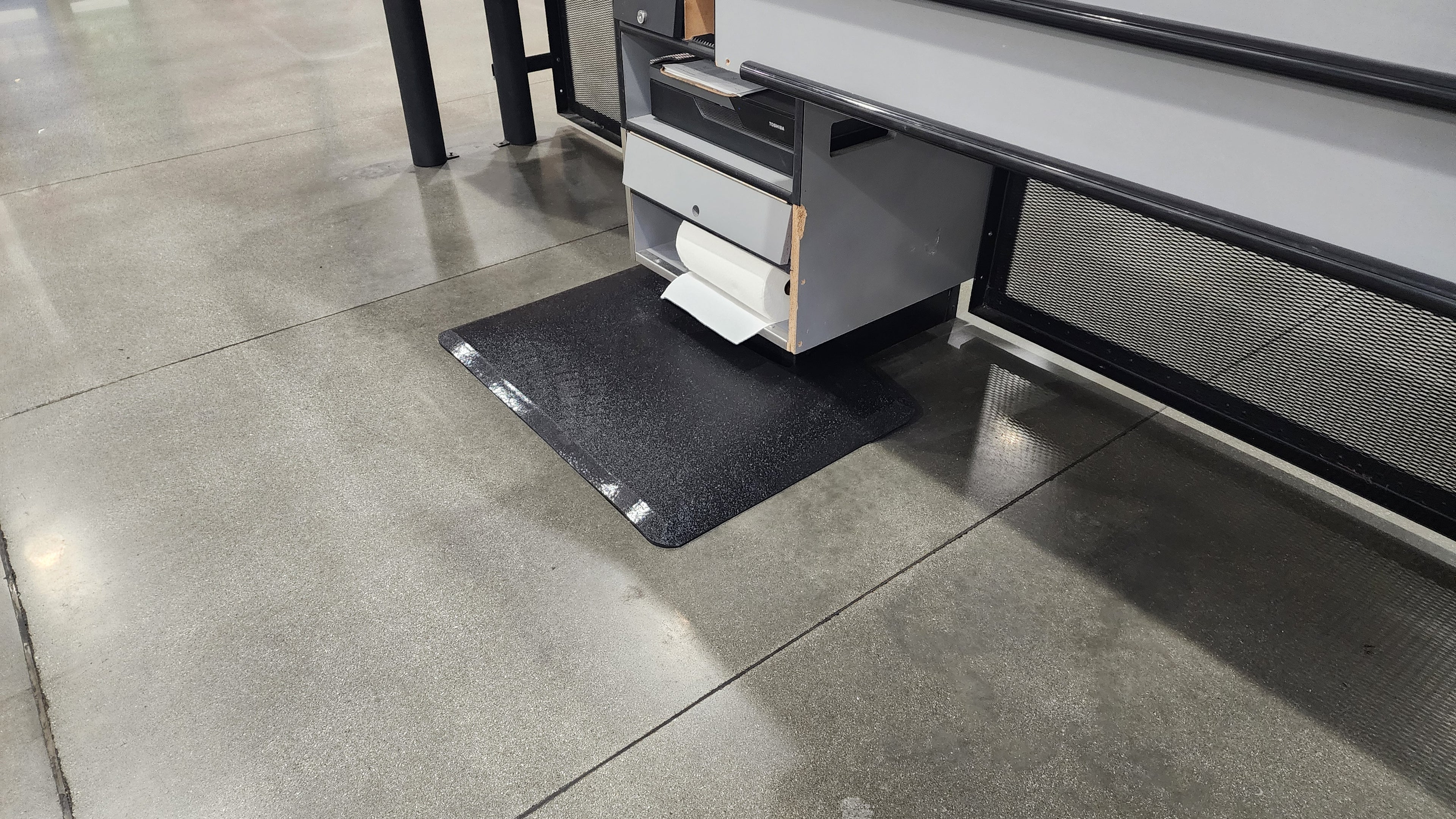 Notch Mat - Anti-Fatigue design for Cash Register