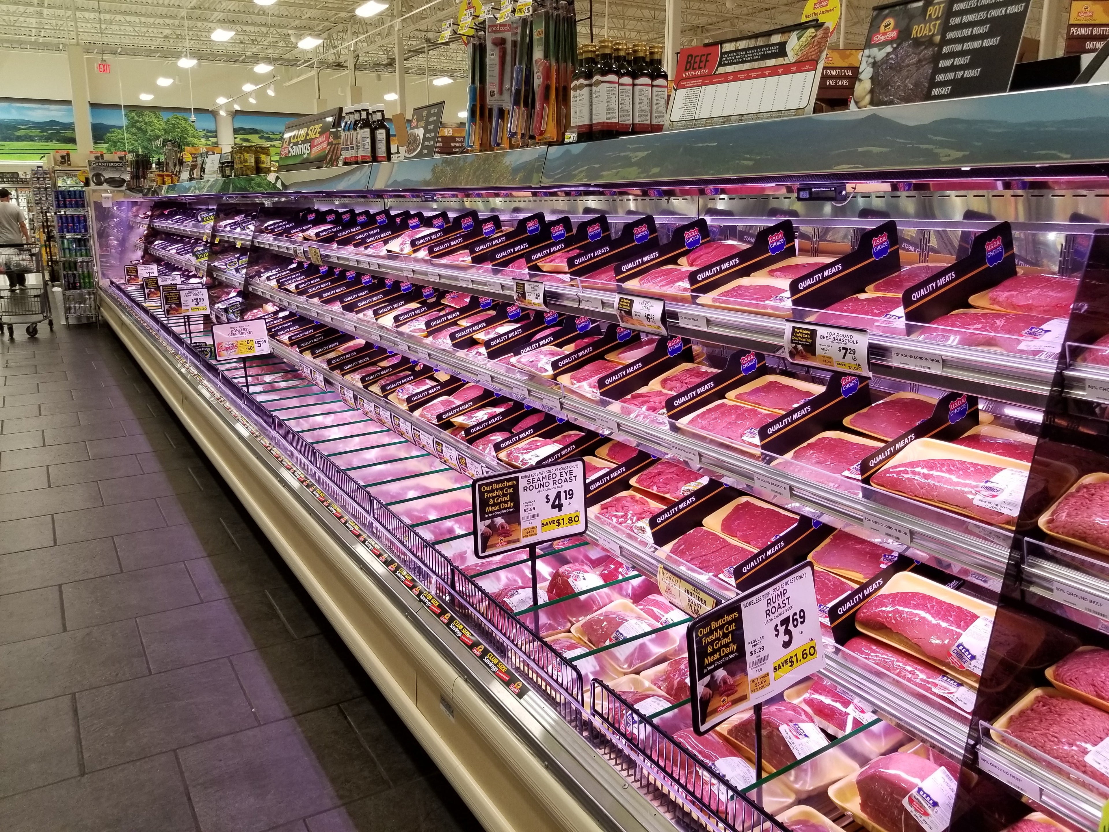 Promolux LED low profile in meat display case